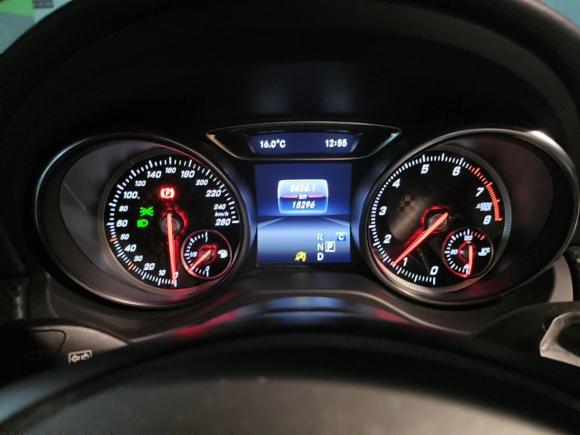 [上海·沪B] 二手奔驰奔驰A级2017款 改款 A 200 时尚型