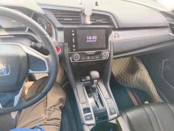 [广州·粤R] 二手本田思域2016款 220TURBO CVT豪华版