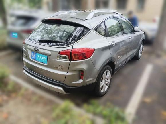 [上海·苏K] 二手奔腾奔腾X802015款 1.8T 自动豪华型