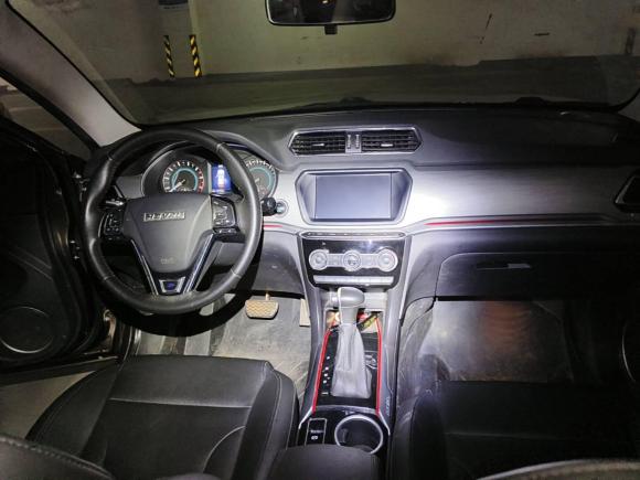 [南昌·赣A] 二手哈弗哈弗H22017款 蓝标 1.5T 自动两驱豪华型