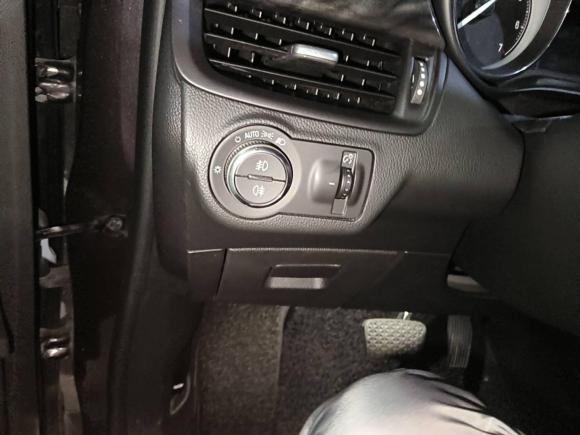 [苏州·苏E] 二手别克昂科威Plus2014款 28T 四驱豪华型