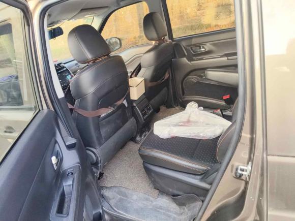 [成都·渝A] 二手长安欧尚长安欧尚X70A2018款 1.5L 手动精英型