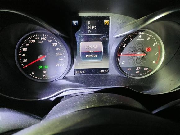 [深圳·粤B] 二手奔驰奔驰C级2018款 C 200 L 运动版