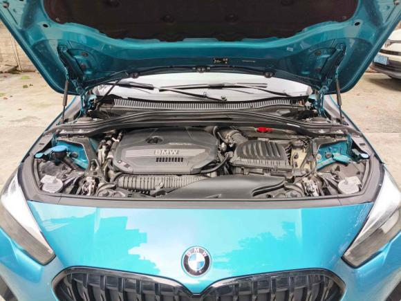 [广州·粤A] 二手宝马宝马2系2021款 225i 四门轿跑车 M运动曜夜套装