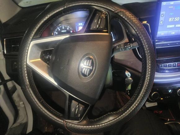 [嘉兴·皖L] 二手一汽森雅R72016款 1.6L 手动智能型