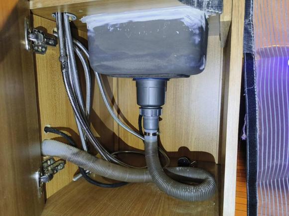 [济南·鲁A] 二手上汽大通MAXUS新途V802021款 2.0T AMT经典傲运通短轴超低顶5/6座