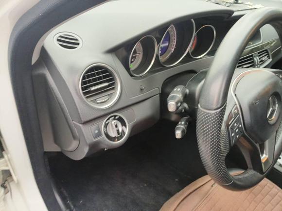 [成都·川A] 二手奔驰奔驰C级2011款 C 260 CGI 时尚型