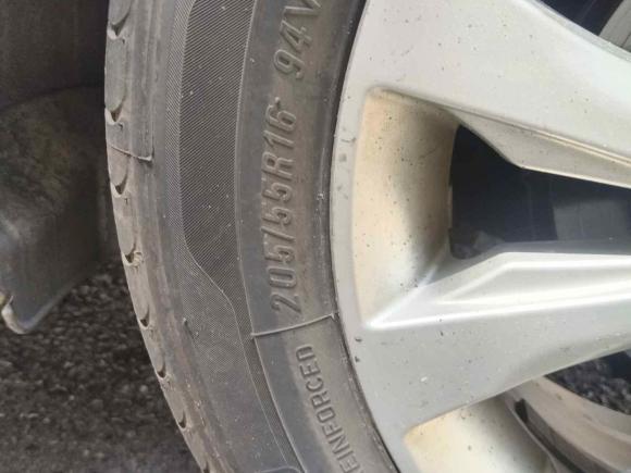 [南昌·沪C] 二手现代朗动2016款 1.6L 手动尊贵型