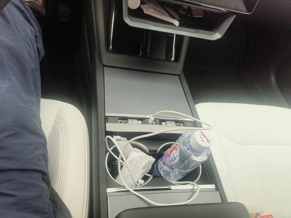 [武汉·鄂A] 二手特斯拉Model 32023款 长续航全轮驱动版