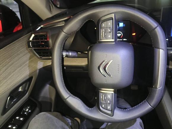 [无锡·苏B] 二手雪铁龙凡尔赛C5 X2022款 1.6T 享不凡 虎年开门红版