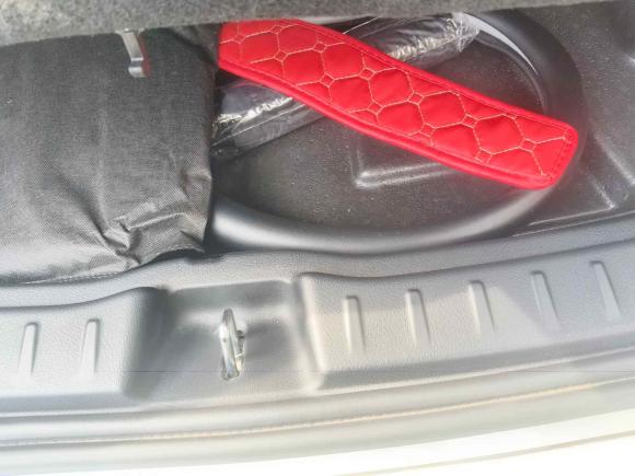 [上海·沪A] 二手奔驰奔驰EQA2023款 EQA 260