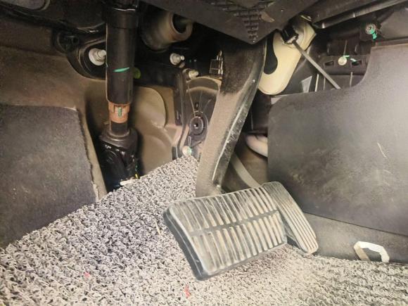 [青岛·鲁B] 二手别克英朗2015款 15N 自动进取型