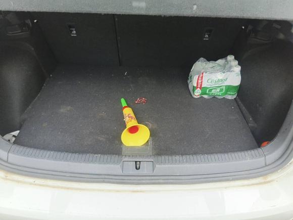 [南昌·赣M] 二手大众高尔夫2017款 1.6L 自动舒适百万辆纪念版