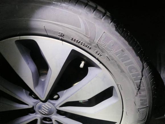 [上海·沪A] 二手威马汽车威马EX52019款 EX5 Lite探索版520