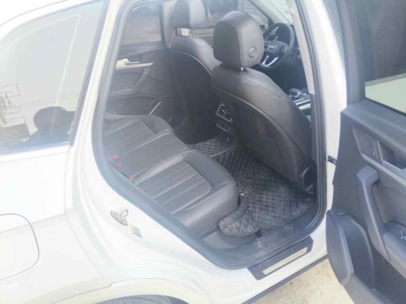 [合肥·沪C] 二手奥迪奥迪Q5L2020款 改款 40 TFSI 荣享时尚型