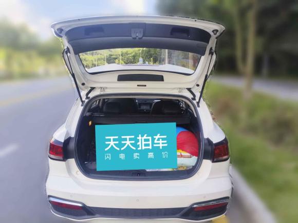 [深圳·粤B] 二手荣威荣威Ei52018款 互联网旗舰版