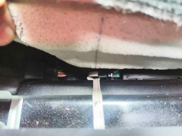 [深圳·粤B] 二手奔驰奔驰E级新能源2022款 改款三 E 350 e L 插电式混合动力运动轿车