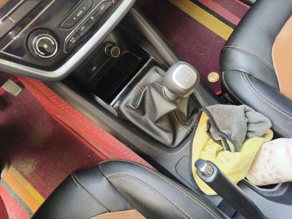 [成都·川V] 二手五菱汽车五菱宏光S32019款 1.5L 手动豪华型 国VI