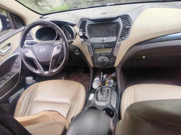 [南京·苏A] 二手现代胜达2013款 2.4L 自动两驱智能型