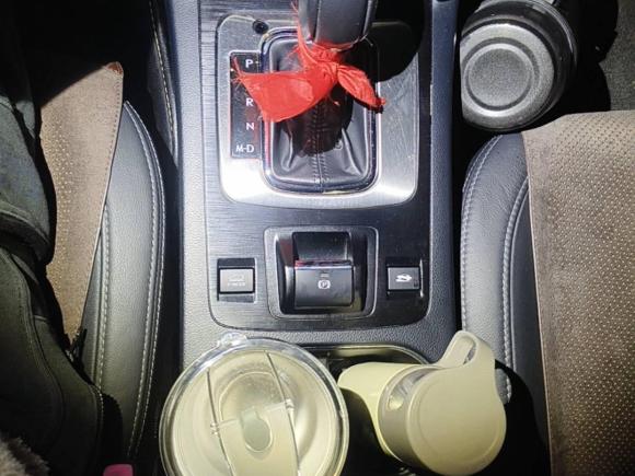 [杭州·吉H] 二手斯巴鲁傲虎2015款 2.5i 豪华导航版