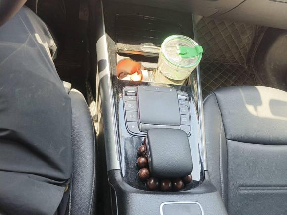 [苏州·苏E] 二手奔驰奔驰EQA2023款 EQA 260