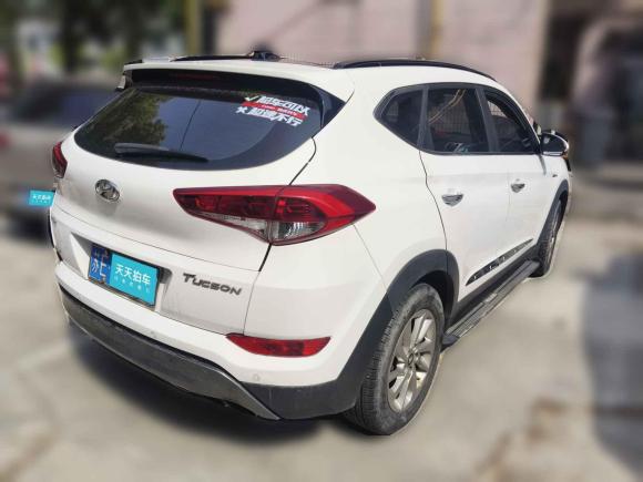 [南通·苏E] 二手现代途胜2015款 1.6T 双离合两驱智能型