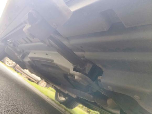 [广州·粤A] 二手路虎路虎卫士2023款 130 3.0T P400 HSE