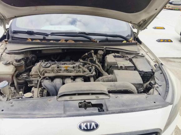 [上海·皖N] 二手起亚起亚K42015款 1.8L 自动DLX Special