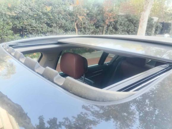 [南京·苏F] 二手宝马宝马7系2014款 730Li 臻享型