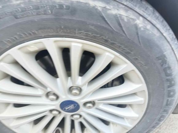 [济南·鲁A] 二手福特福睿斯2017款 1.5L 手动舒适型