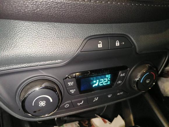 [深圳·粤X] 二手福特福睿斯2015款 1.5L 自动时尚型