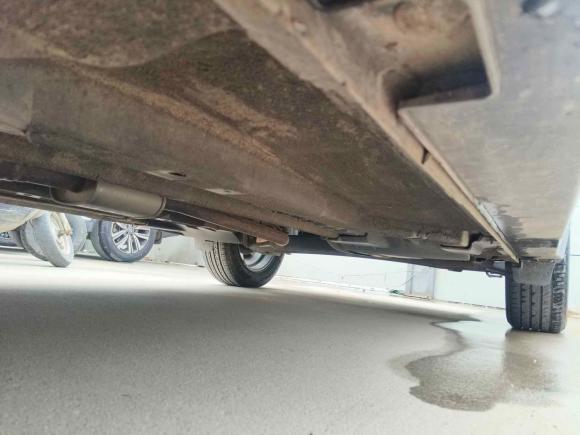 [广州·粤T] 二手现代北京现代ix252015款 1.6L 自动两驱尊贵型DLX