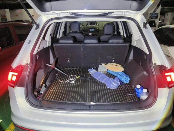 [南京·苏A] 二手大众途观L2017款 330TSI 自动两驱风尚版