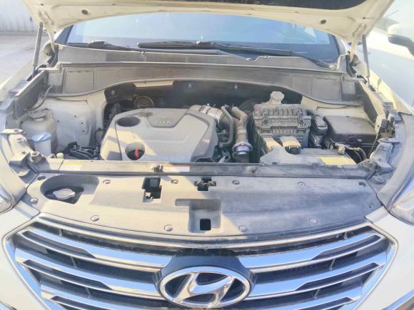 [济南·鲁A] 二手现代胜达2017款 2.0T 自动两驱智能型 7座