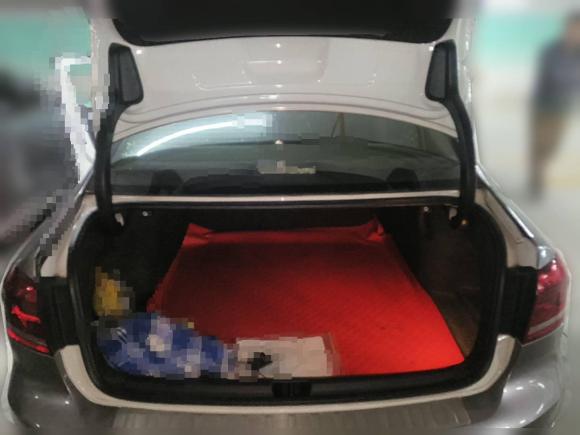 [武汉·鄂A] 二手大众帕萨特2011款 1.8TSI 自动尊荣版