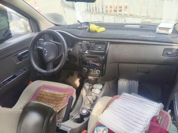 [台州·浙J] 二手五菱汽车五菱荣光V2016款 1.5L标准型