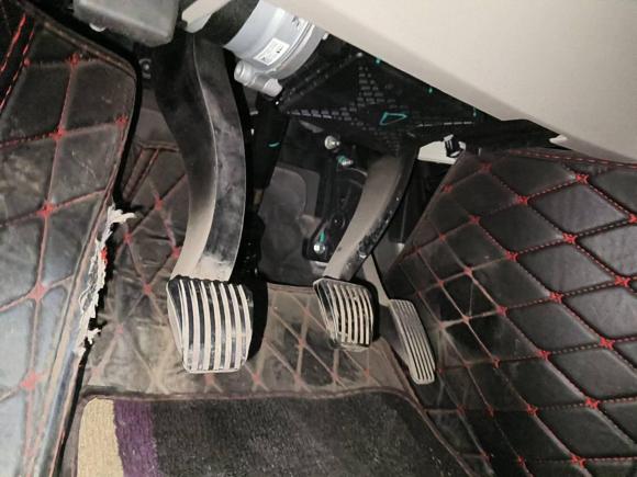 [西安·陕A] 二手别克英朗2017款 15N 手动精英型