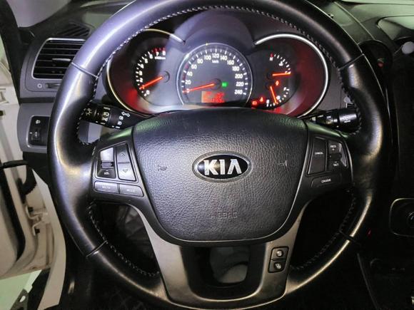 [深圳·湘A] 二手起亚索兰托2013款 2.4L 7座汽油舒适版