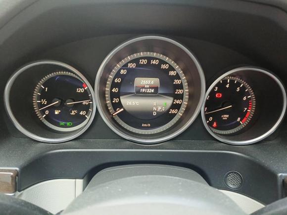 [深圳·粤C] 二手奔驰奔驰E级2015款 改款 E 200 L