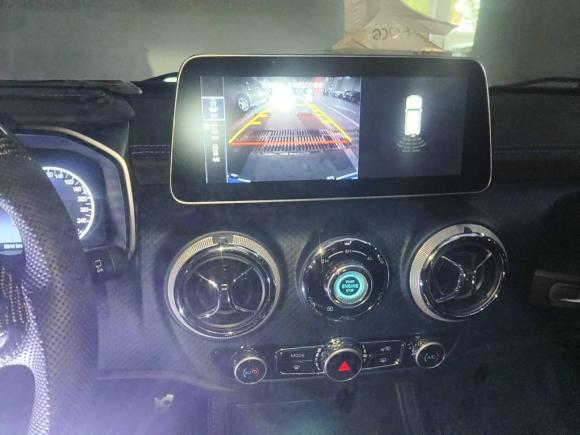 [上海·沪F] 二手北京北京BJ402024款 2.0T 致敬2020荣耀版