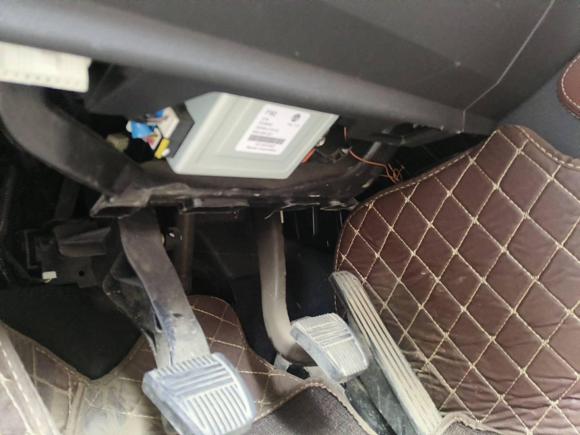 [南通·苏F] 二手中华中华V62018款 1.5T 手动豪华型