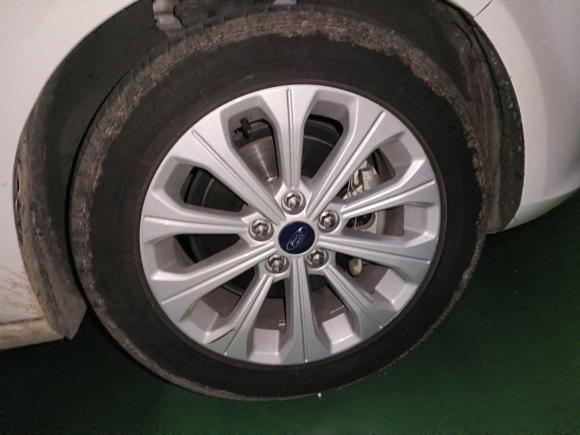 [成都·川A] 二手福特福睿斯2015款 1.5L 自动时尚型