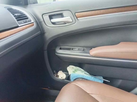 [嘉兴·浙F] 二手克莱斯勒克莱斯勒300C2014款 3.0L 卓越版