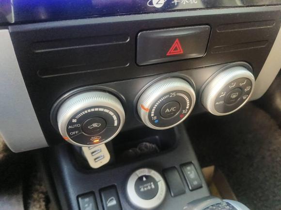 [温州·浙C] 二手日产奇骏2010款 2.5L CVT旗舰版 4WD