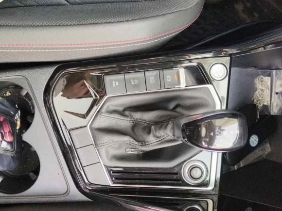 [无锡·苏B] 二手大众探岳2020款 330TSI 两驱豪华智联版