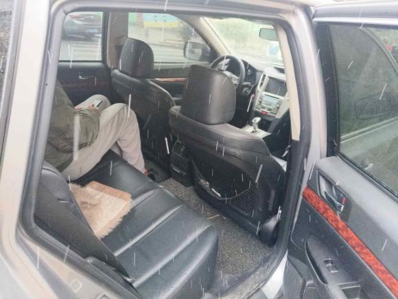 [青岛·鲁B] 二手斯巴鲁傲虎2011款 2.5i豪华版