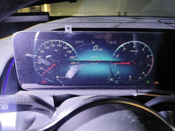 [南京·苏A] 二手奔驰奔驰GLB2022款 GLB 220 时尚型