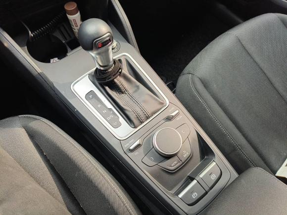 [上海·沪M] 二手奥迪奥迪Q2L2020款 35 TFSI 进取动感型