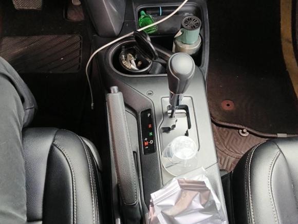 [成都·川A] 二手丰田RAV4荣放2016款 2.0L CVT两驱风尚版 国V