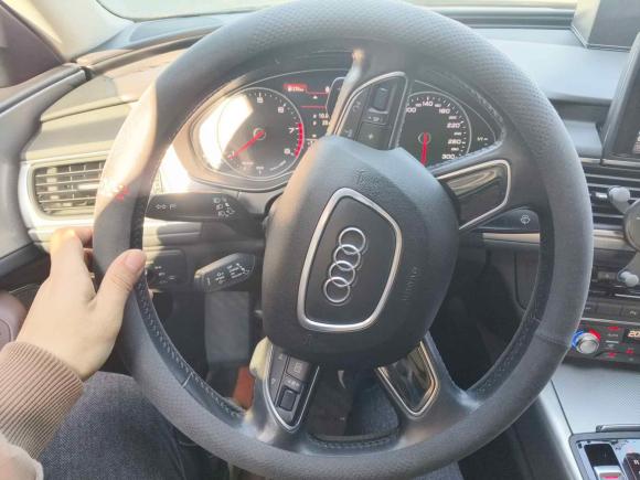 [南京·苏A] 二手奥迪奥迪A6L2018款 30周年年型 35 TFSI 时尚型